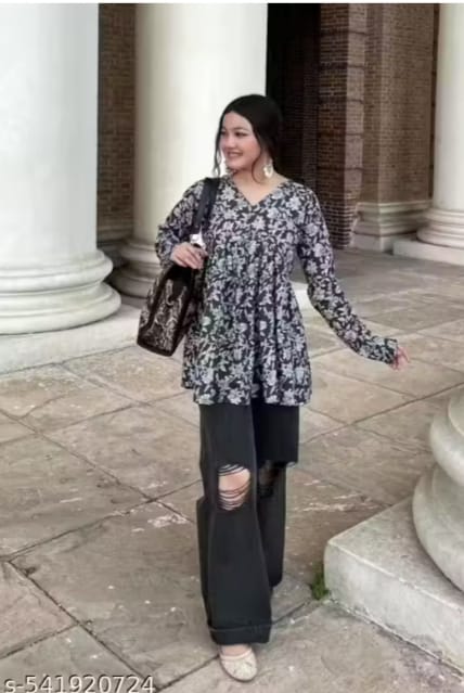 Trendy Black & Grey Floral Printed Peplum Top